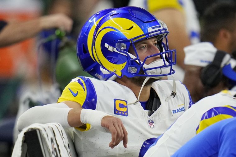 ラムズQBスタッフォードは右親指のUCL捻挫、日々の経過観察 | NFL