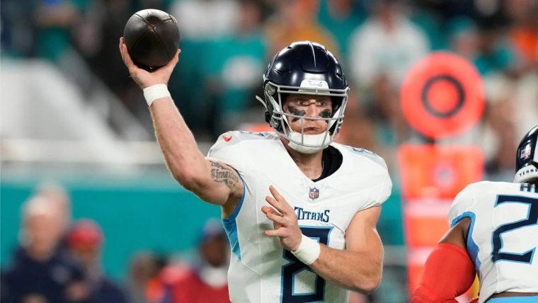 アメフト NFL公式 テネシー・タイタンズ パーカー Lサイズ ネイビー【新品】 アメフト NFL公式 テネシー・タイタンズ パーカー Lサイズ