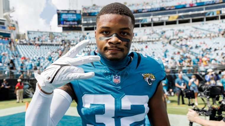 ジャガーズがCBキャンベルと4年約119億円の契約延長 | NFL JAPAN.COM
