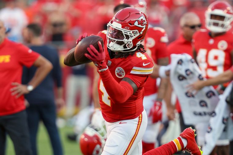 チーフスQBマホームズがついにすべての武器を手に、WRライスの復帰