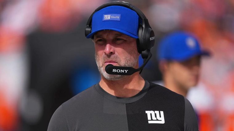 ジャイアンツがライオンズ戦での敗北を受けてボウエンDCを解任 | NFL
