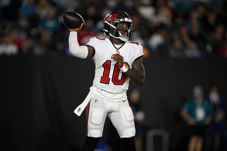 ドラフト外のバッカニアーズQBダニエルズがメイフィールドの