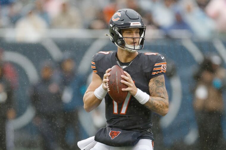 ベアーズQBベージェントが脳しんとうプロトコル入り、キーナムが次戦